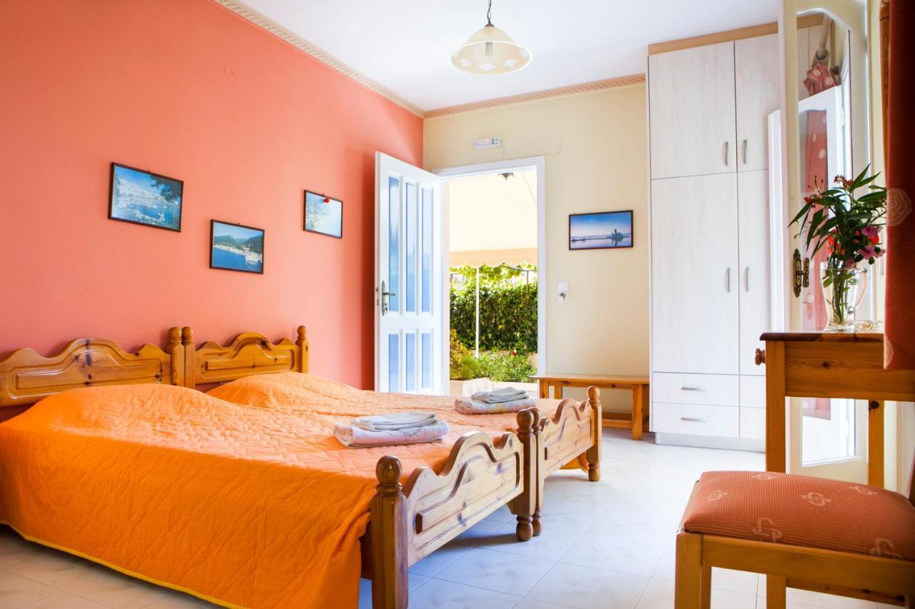 Tzivras Villa & Apartments Lassi  Quarto foto