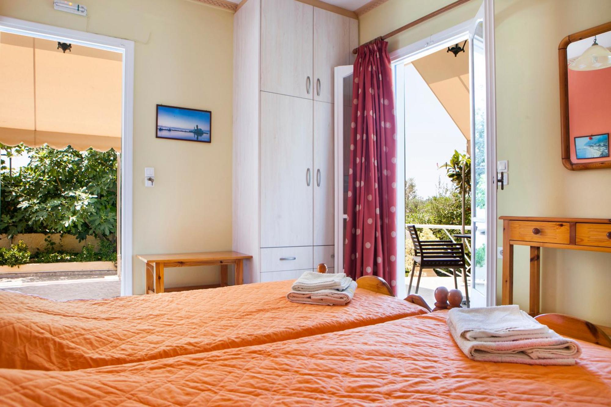 Tzivras Villa & Apartments Lassi  Quarto foto